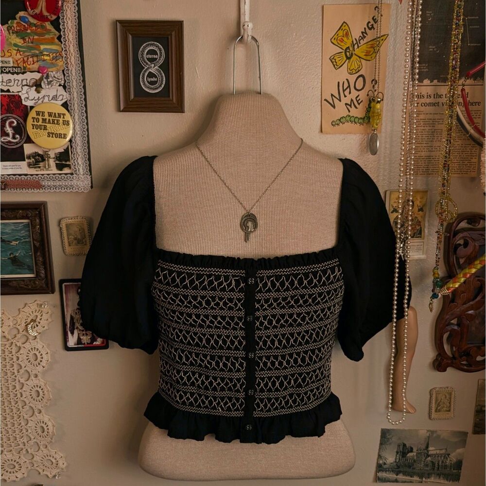 Embroidered Puff Sleeve Crop Top Women's Large Black White